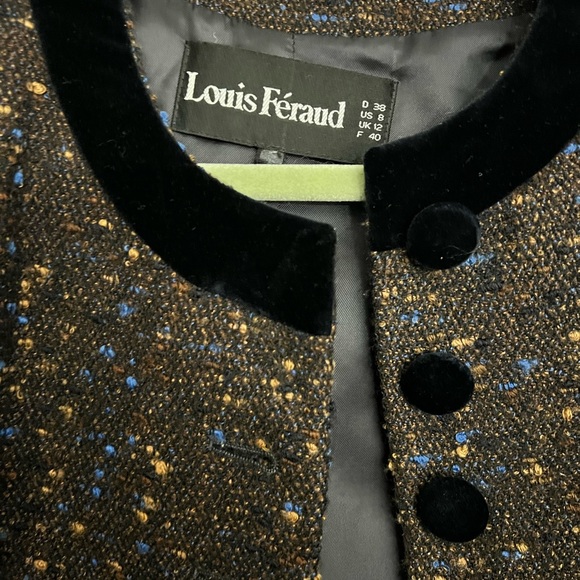 Vintage Louis Féraud wool blazer and skirt combo. - Picture 3 of 7